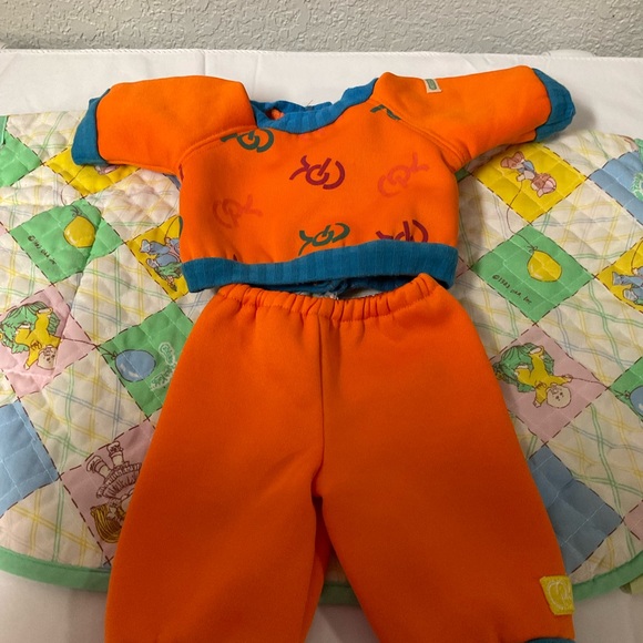 Vintage Cabbage Patch Kids Designer Line Orange & Blue Sweatsuit OK Factory 1985 - Picture 2 of 8